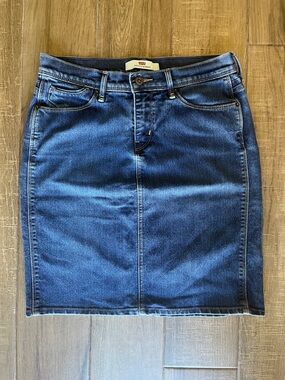 Levi's Indigo Denim Pencil Skirt